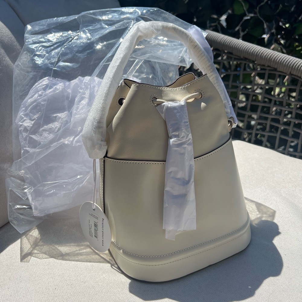 NWT STAUD Agnes Leather Bucket Bag